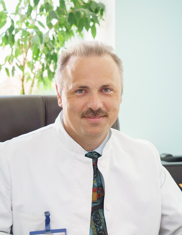 Dokter Neurologist Frederick Muller